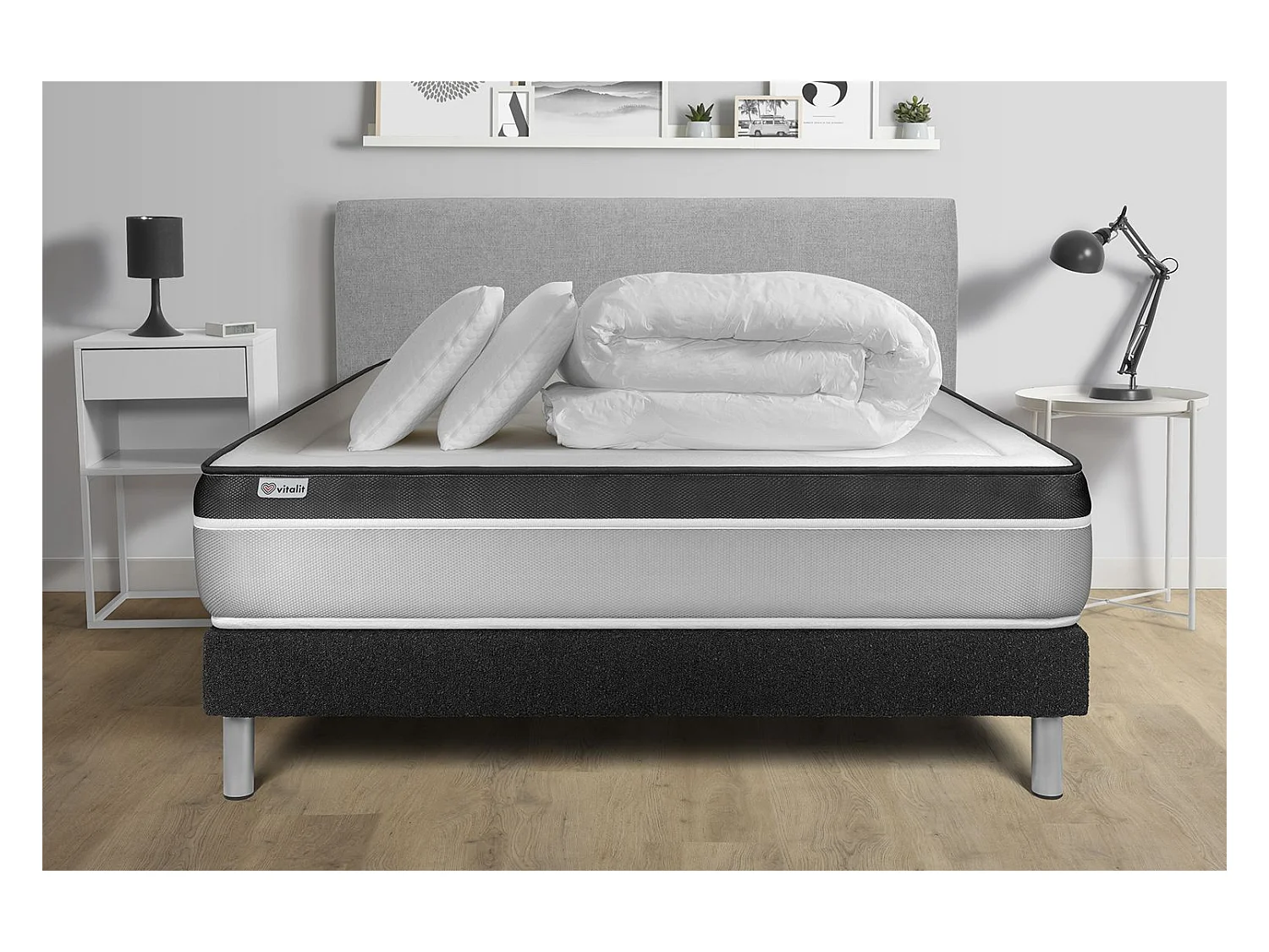 Pack lit complet - Matelas 140x200 cm + Sommier tapissier à lattes (en kit) + 2 oreillers + Couette - Vital Ergo