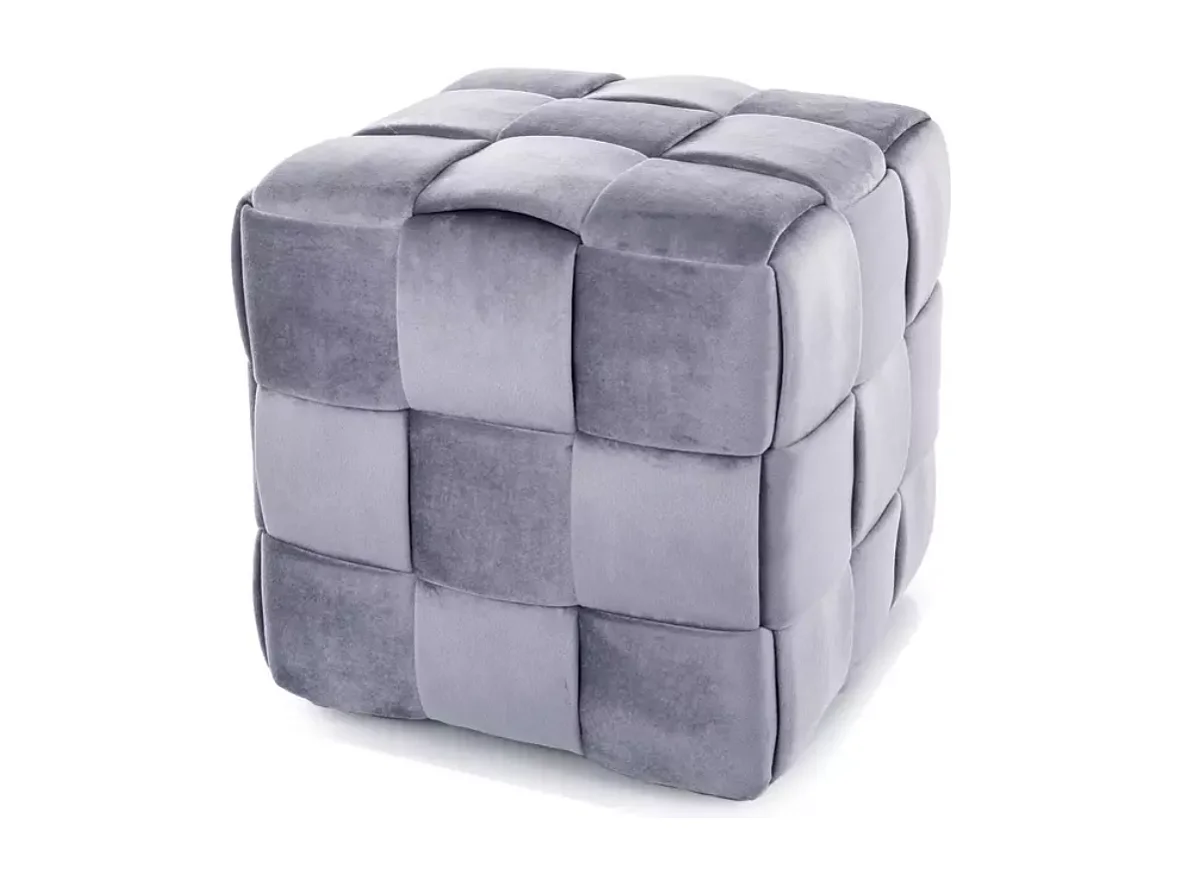 Pouf cube en velours gris à effet tressé, forme carrée et rembourrage doux ANIANKAZ