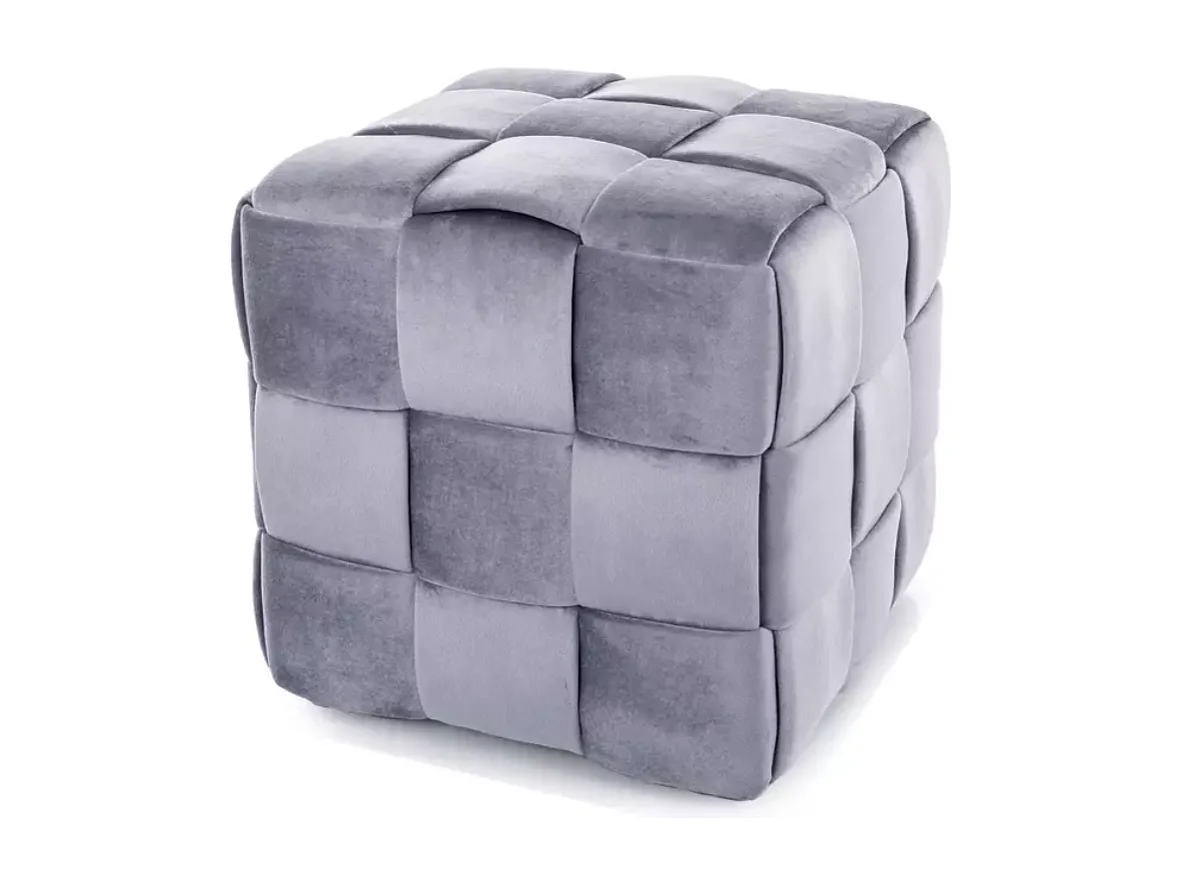 Pouf cube en velours gris à effet tressé, forme carrée et rembourrage doux ANIANKAZ