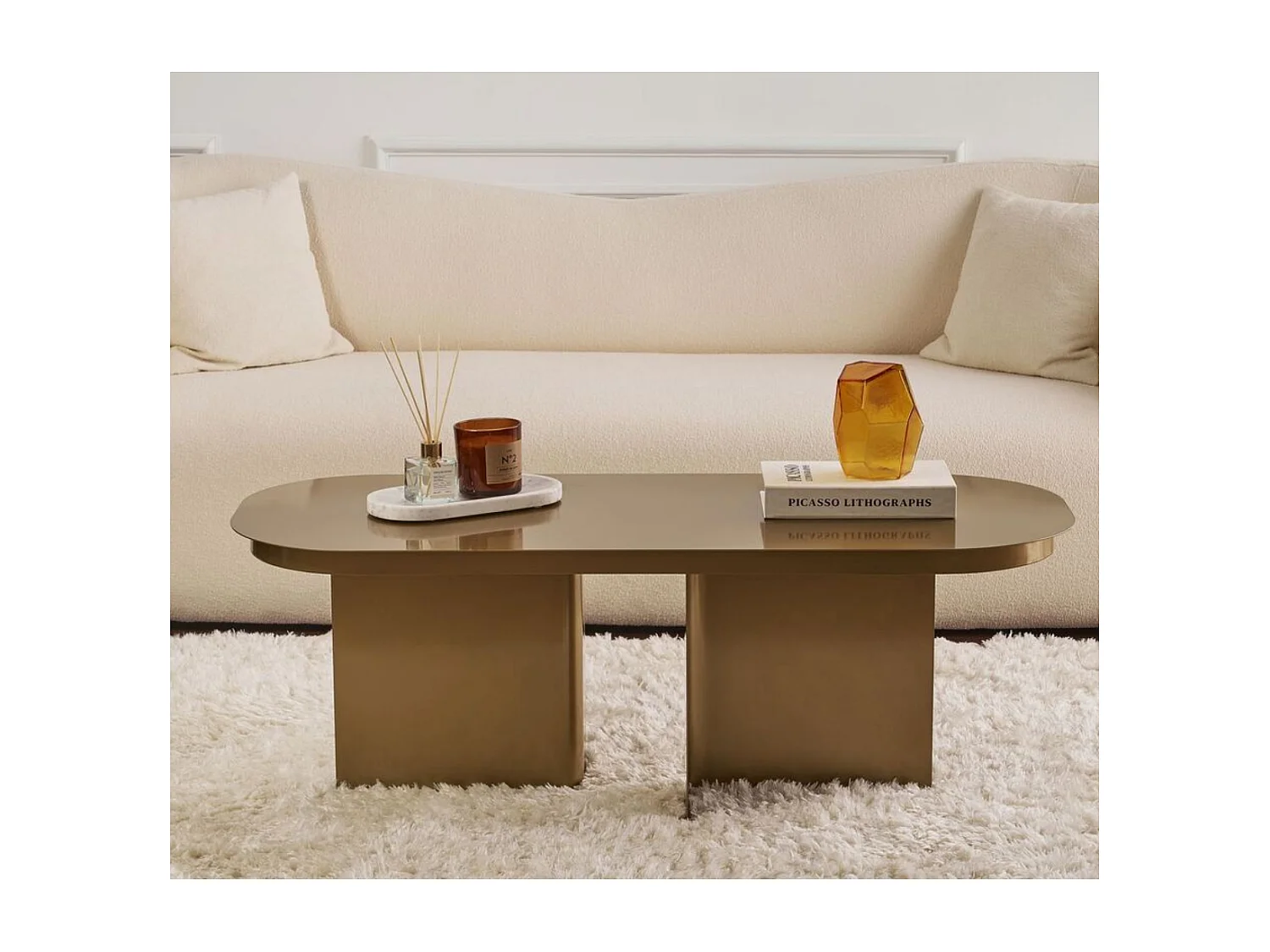 Couch­tisch mit abgerundeter Platte und 2 Beinen L120 cm - ALMA