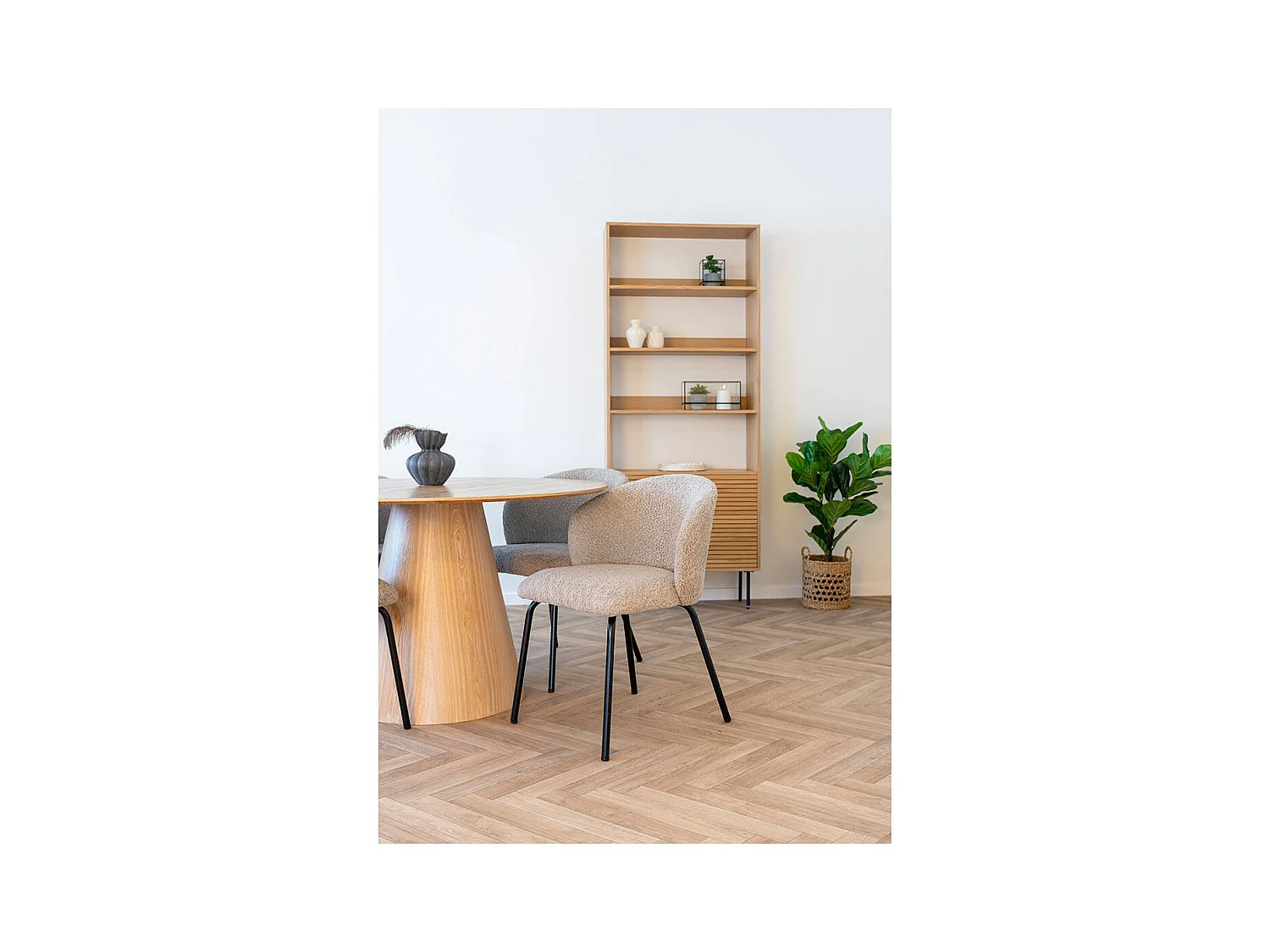 Lot de 2 chaises TALY – Tissu bouclette beige & pieds en acier noir