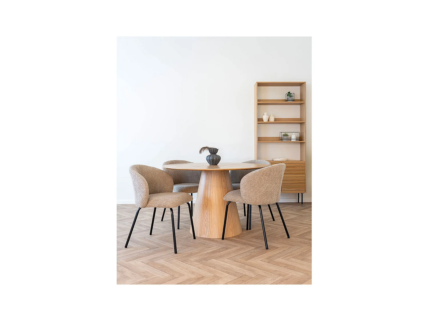 Lot de 2 chaises TALY – Tissu bouclette beige & pieds en acier noir