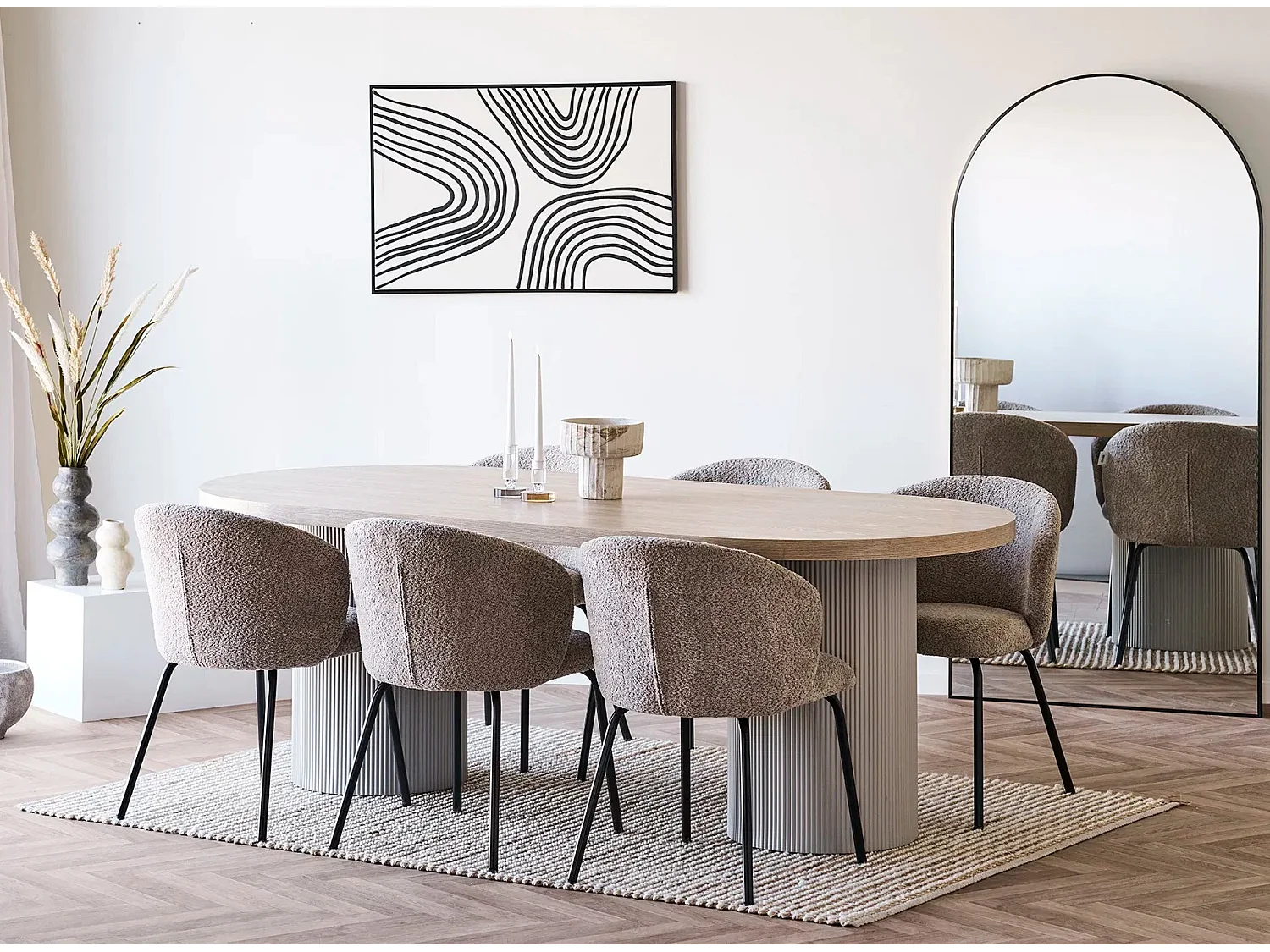 Lot de 2 chaises TALY – Tissu bouclette beige & pieds en acier noir