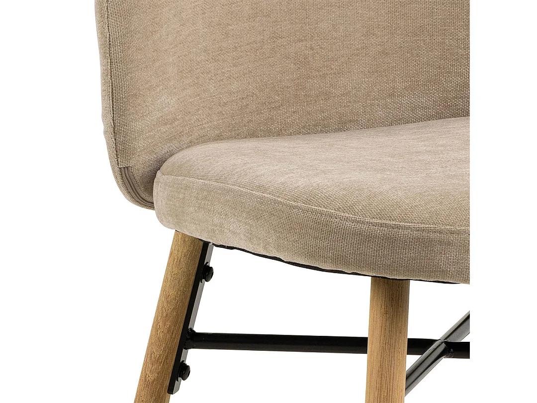 Sedia da pranzo Sophia in ciniglia beige.