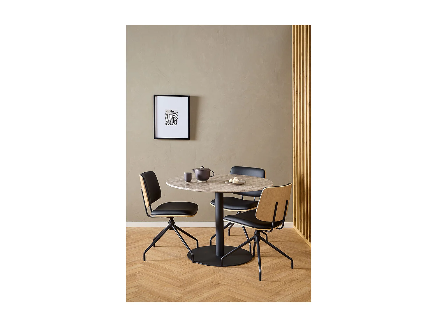 Owen chaise de salle à manger PU cuir noire.