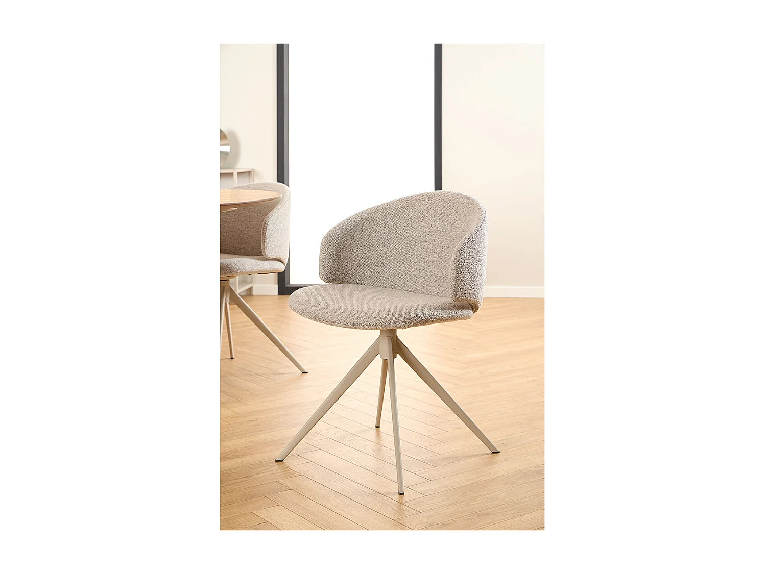 Dylan eetkamerstoel bouclé beige.