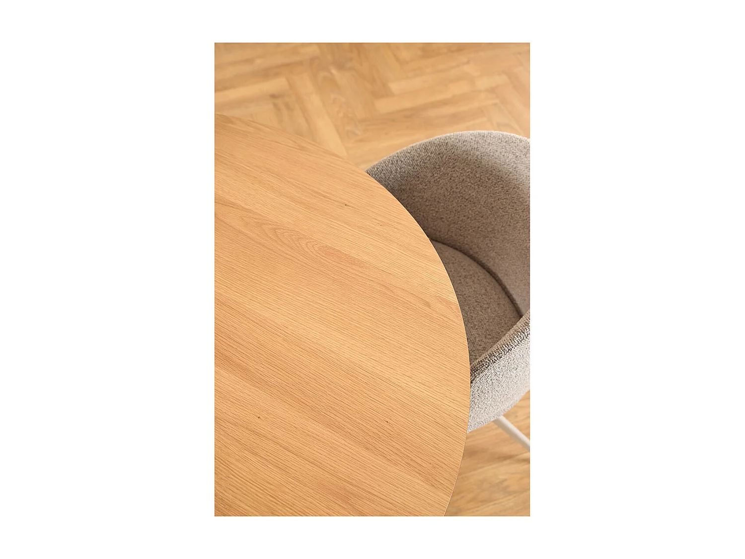 Dylan eetkamerstoel bouclé beige.