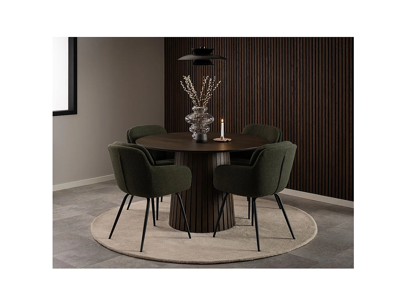 Dora chaise de salle à manger avec accoudoirs tissu vert.