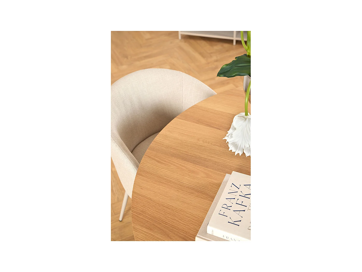 Eleanor Esszimmerstuhl Mit Armlehnen Stoff beige.