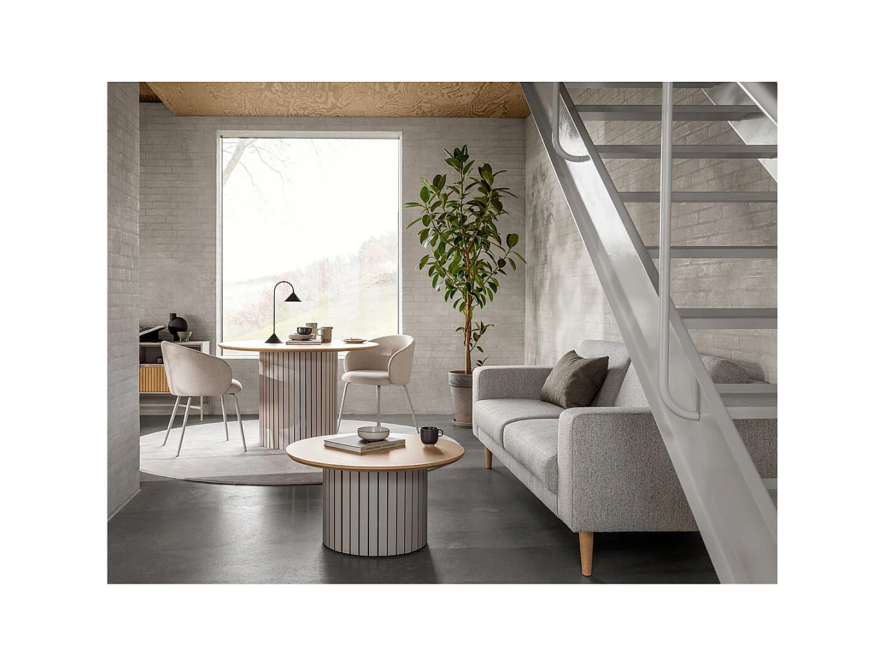 Eleanor Esszimmerstuhl Mit Armlehnen Stoff beige.