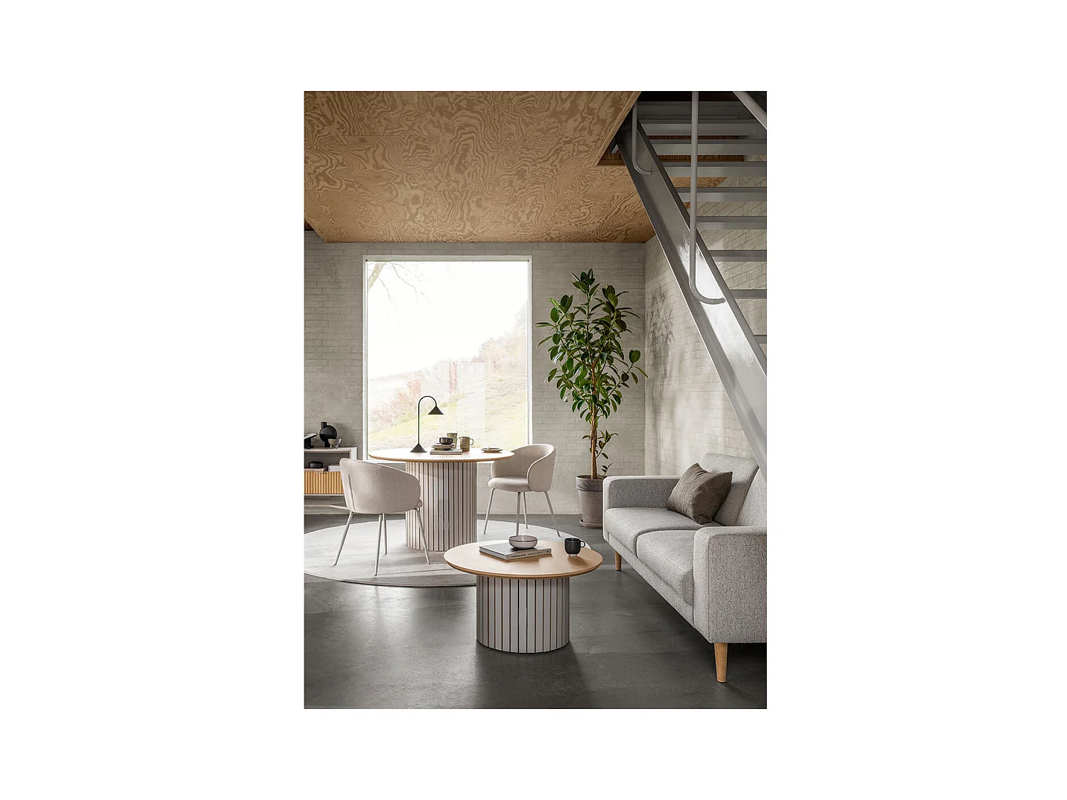 Eleanor Esszimmerstuhl Mit Armlehnen Stoff beige.