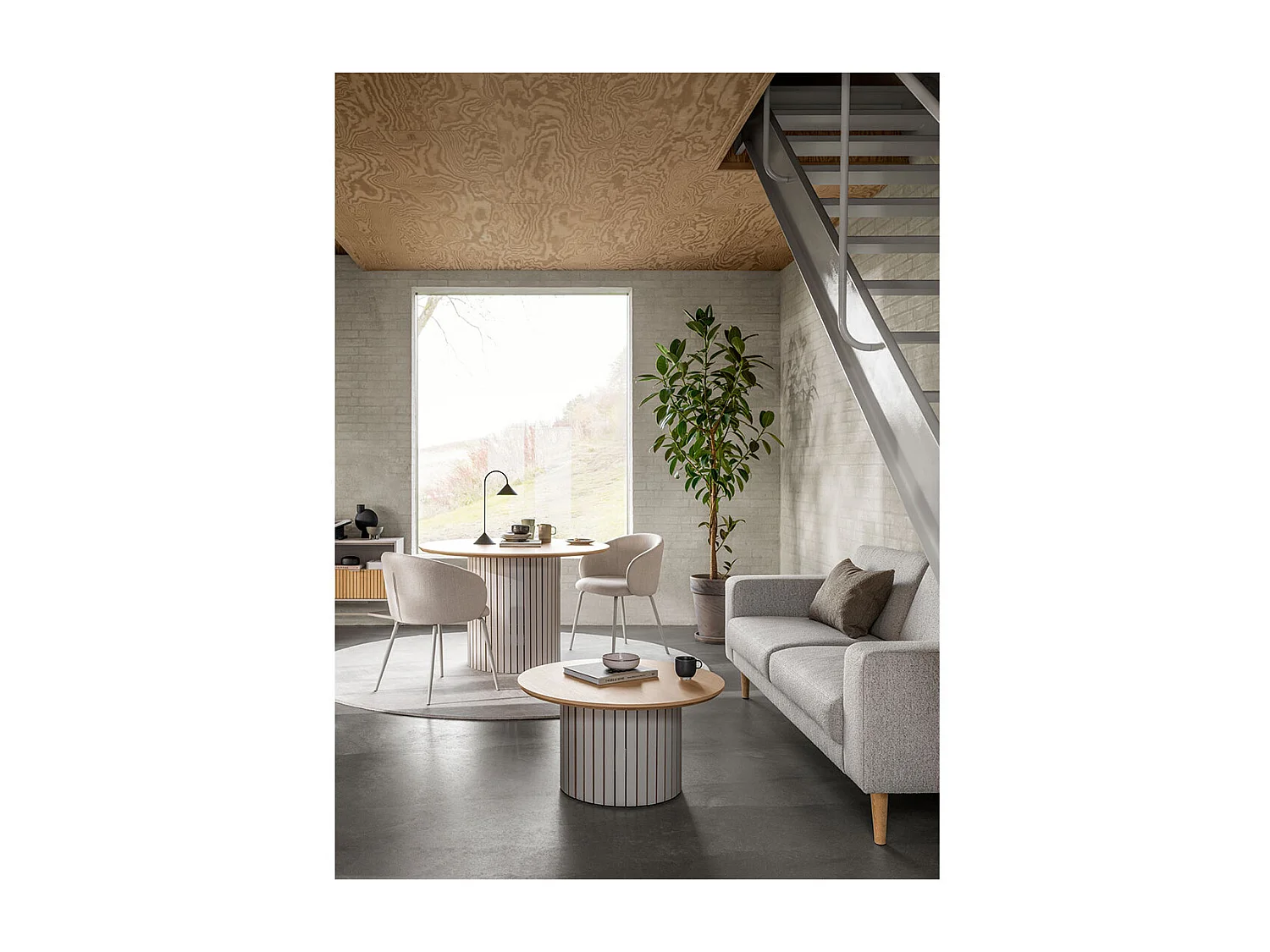 Eleanor Esszimmerstuhl Mit Armlehnen Stoff beige.