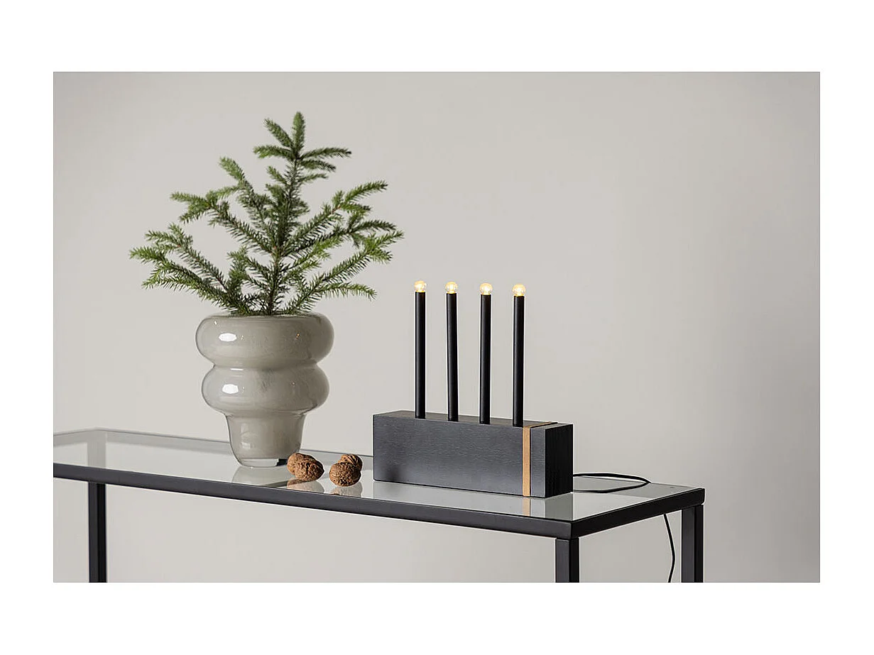 Stand dell'Avvento Fjällberget elettrico 4 luci nero.