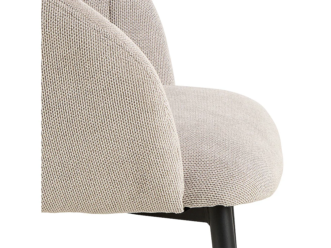 Daniella Esszimmerstuhl Mit Armlehnen Stoff beige.