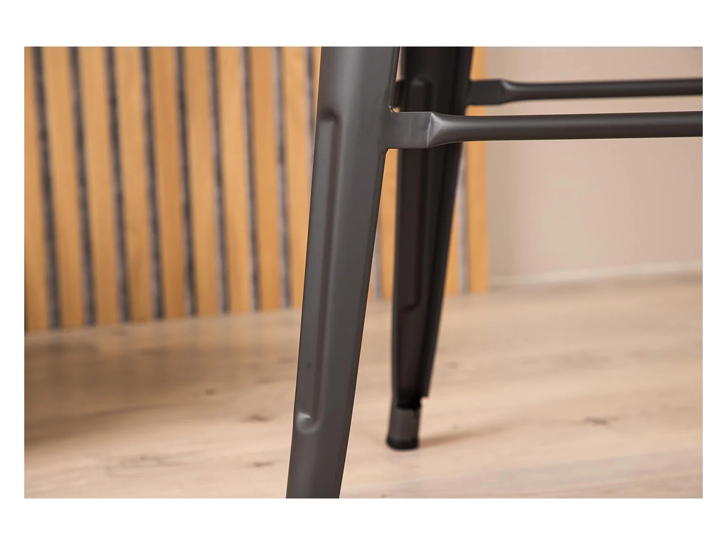 Tempe tabouret de bar sans dossier, métal gris.