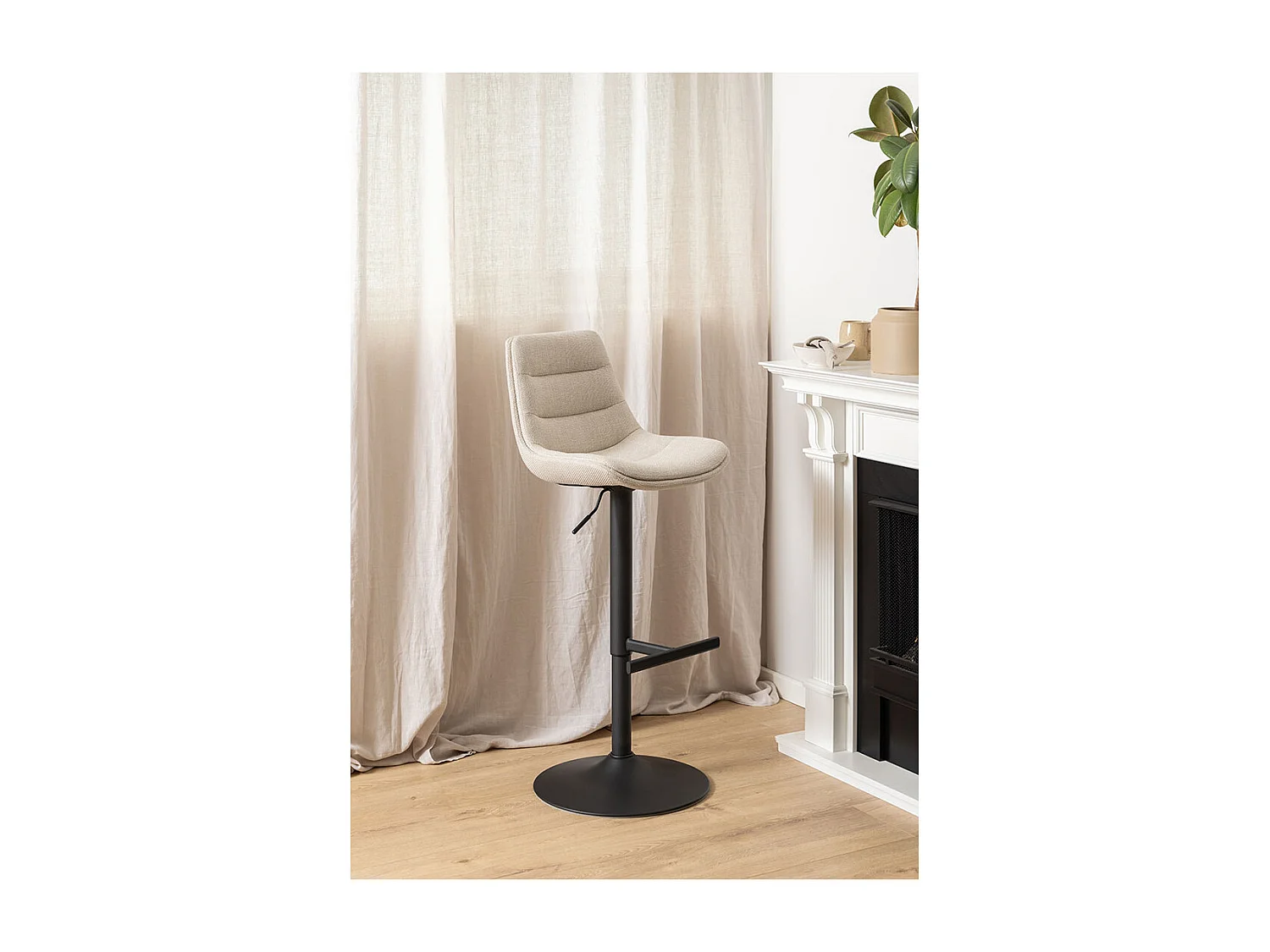 Adisa tabouret de bar réglable en hauteur fonction pivotante beige.