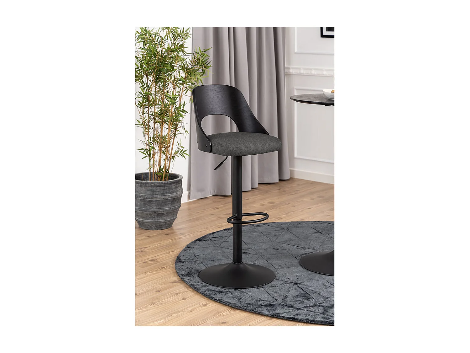 Lucy tabouret de bar tissu gris.