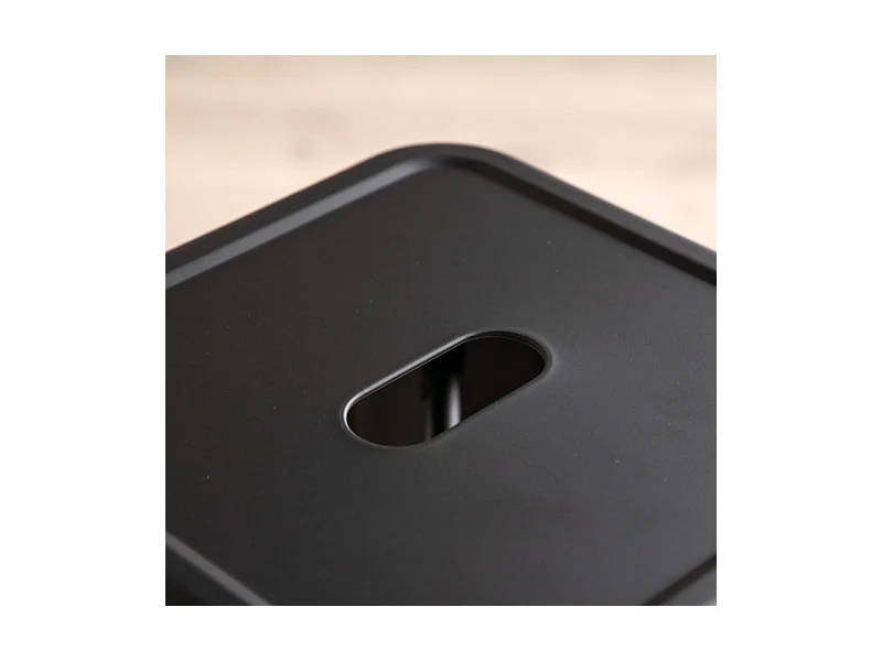 Tempe tabouret de bar sans dossier, métal noir.