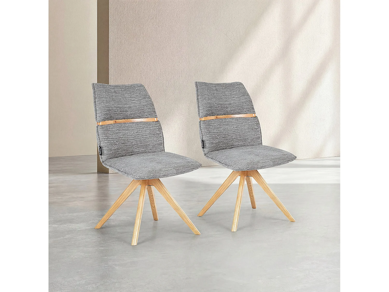 Lot de 2 chaises pivotantes en tissu et chêne massif - Gris argent
