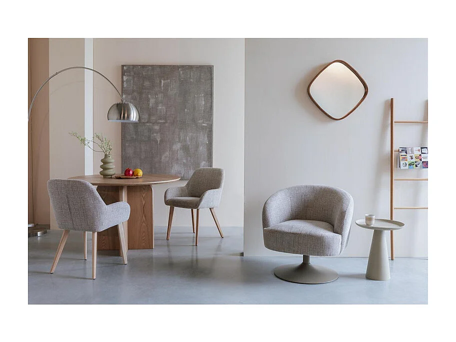 Fauteuil design LOUA, Tissu texturé et pieds bois