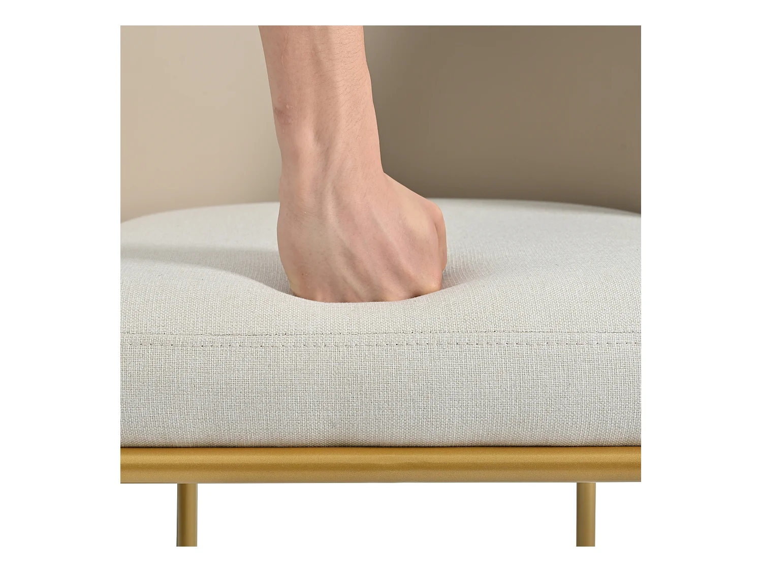 Lot de 2 chaises - 55 x 55 x 85 cm - pieds réglables inclinables - métal + similicuir - beige