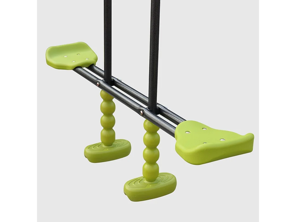 Parco giochi con scivolo, faccia a faccia e 2 altalene, verde