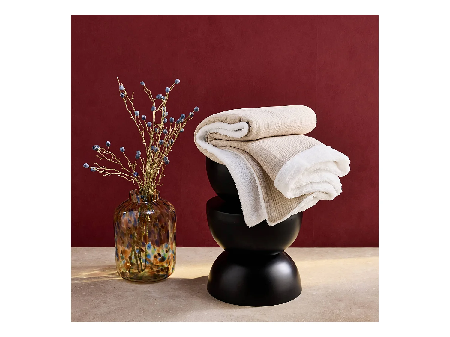 Plaid sherpa et gaze de coton 130 x 170 cm galet. ALIX. bi-matière