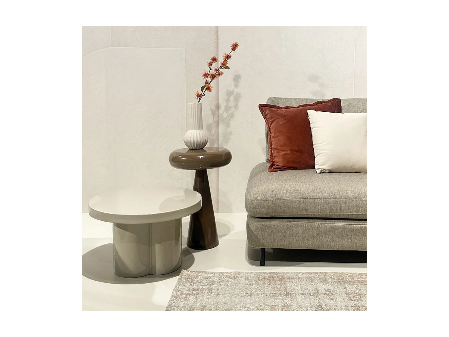 FIONA-Table basse ronde D56 cm Blanc cassé