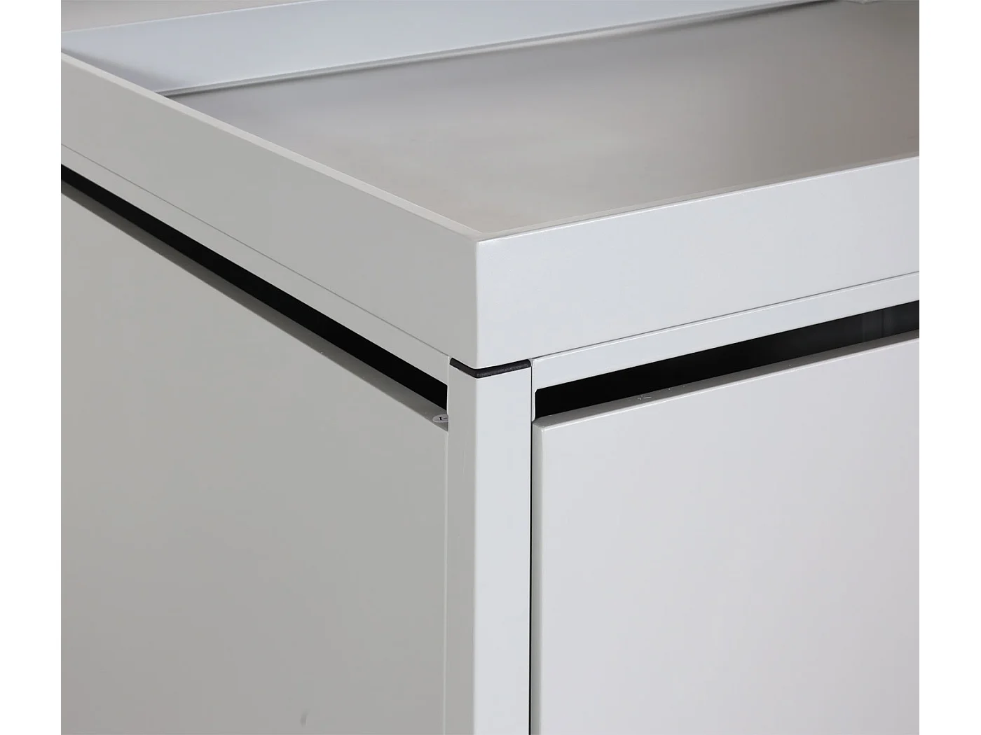 MCW-L56b 2-bike garage with planter,  light grey