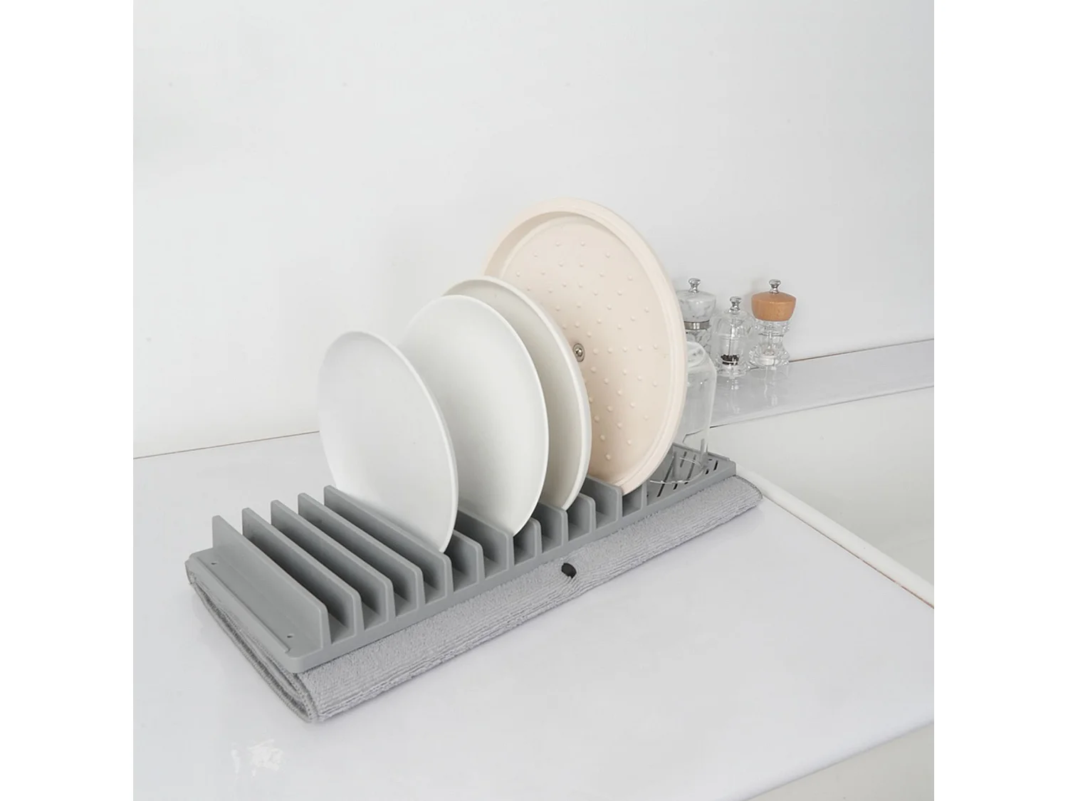 Menastyl - égouttoir A Vaisselle En Polypropylene Avec Tapis En Polyester Gris