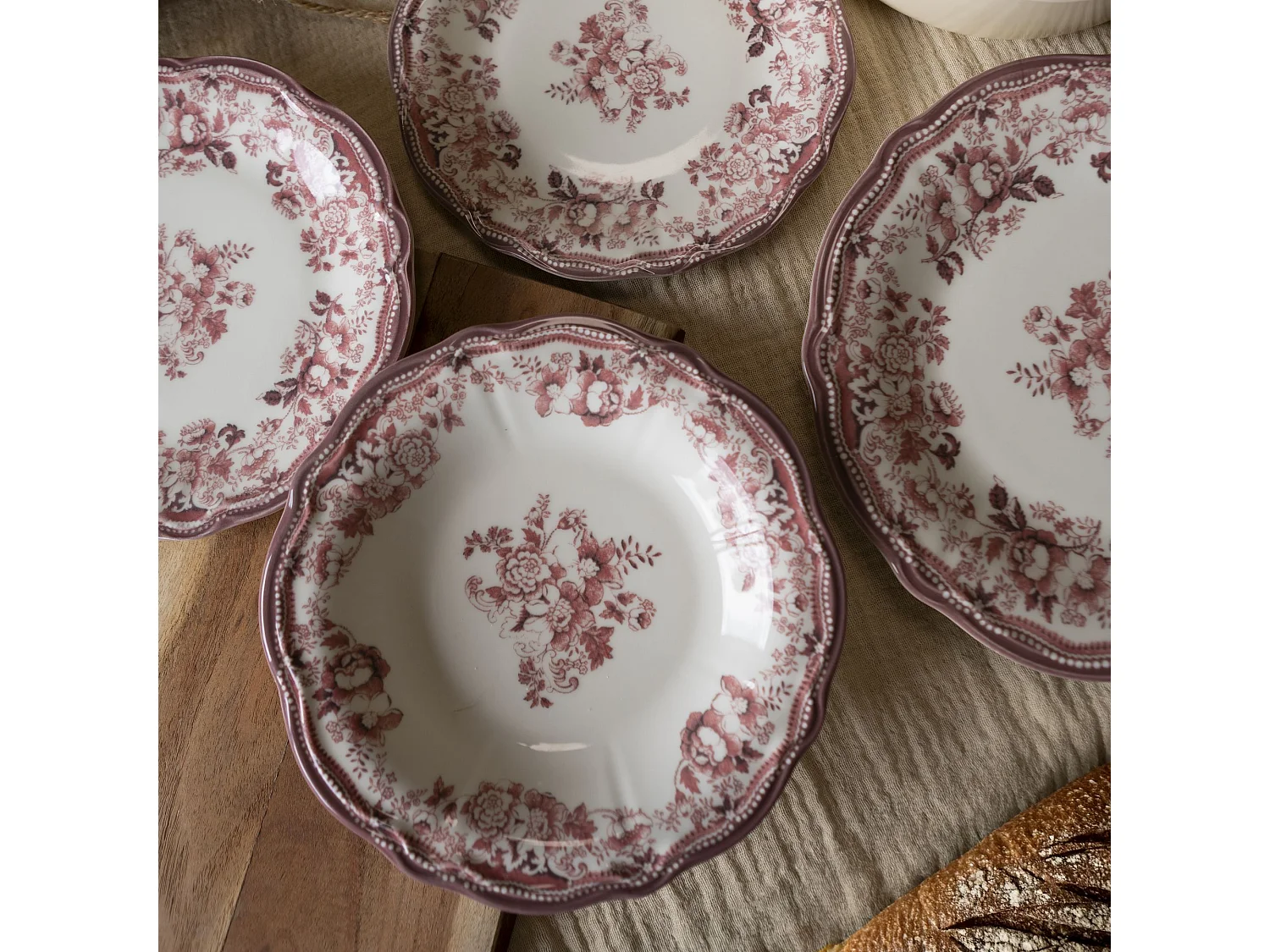 Novastyl - Lot De 6 Assiettes Creuses Faustine 22cm En Porcelaine Rose
