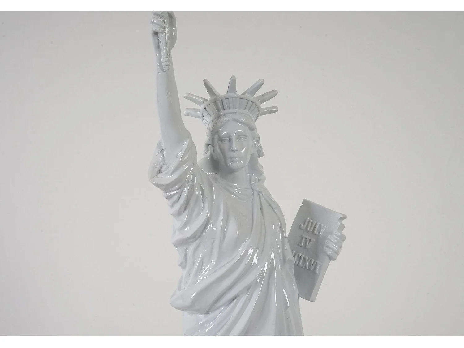 Statue figure déco de résine 10 x 11 x 40 cm M10_005508