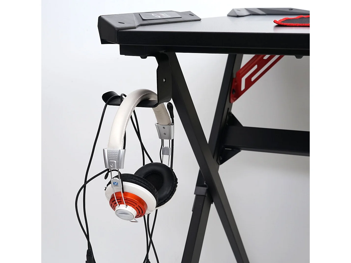 Bureau table d'informatique 120x75cm métal argentée 130 x 76.5 x 78 cm 04_0001444