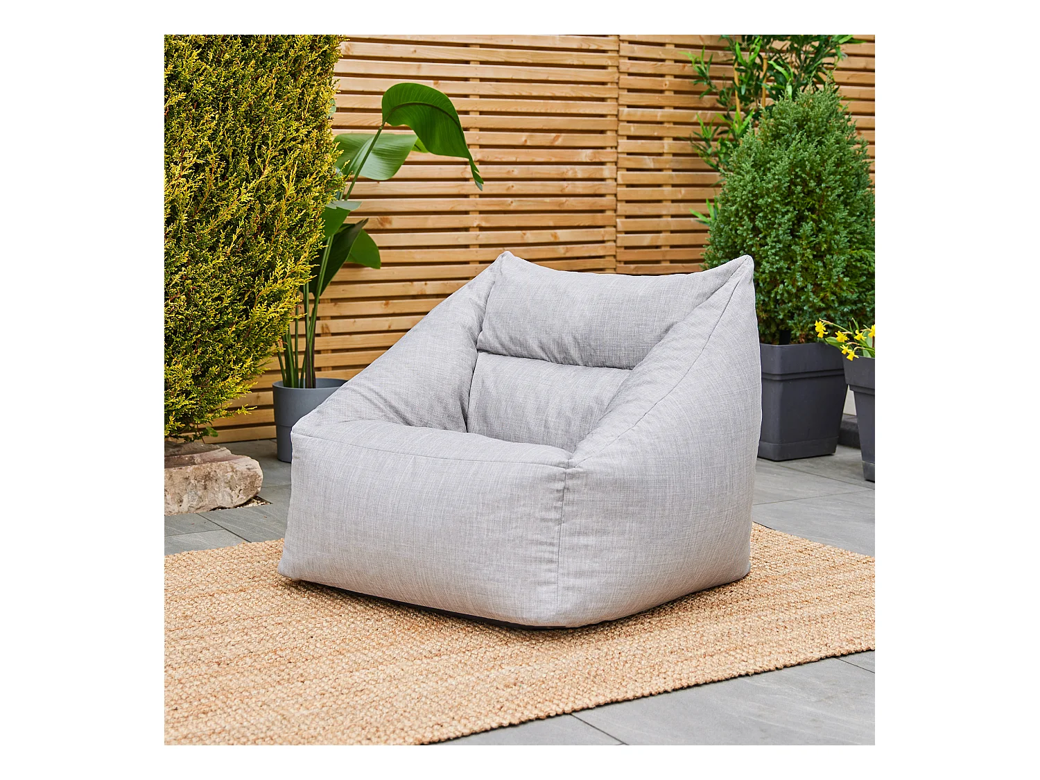 Pouf fauteuil d'intérieur et d'extérieur en tissu tissé gris clair - NATALIA
