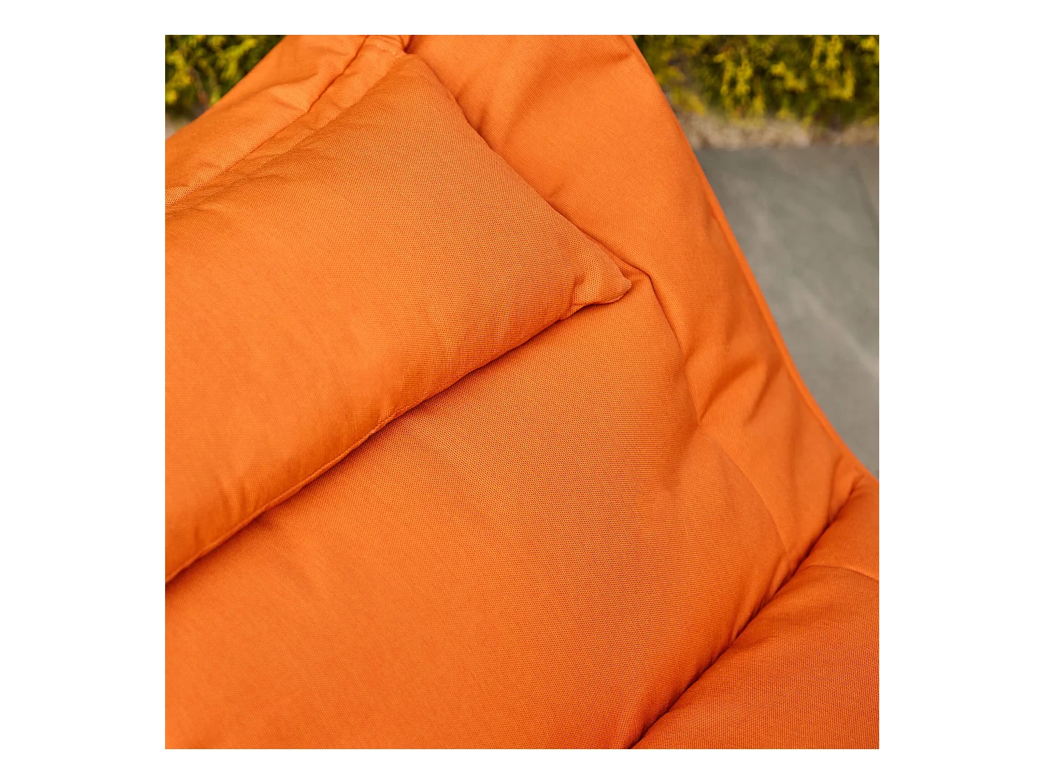 Pouf chauffeuse d'extérieur en oléfine toutes saisons orange - NOVA