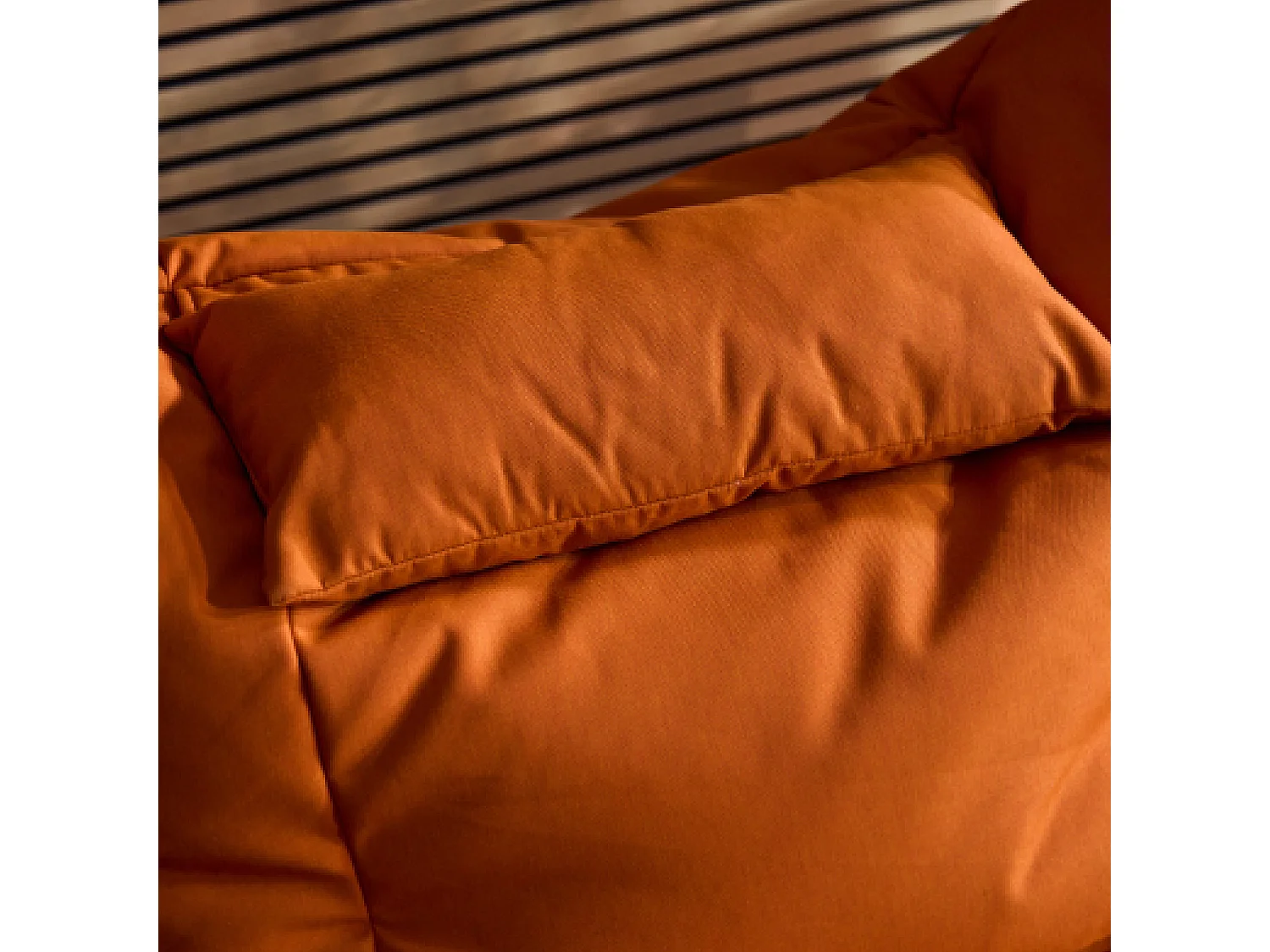 Pouf chauffeuse d'extérieur en oléfine toutes saisons orange - NOVA