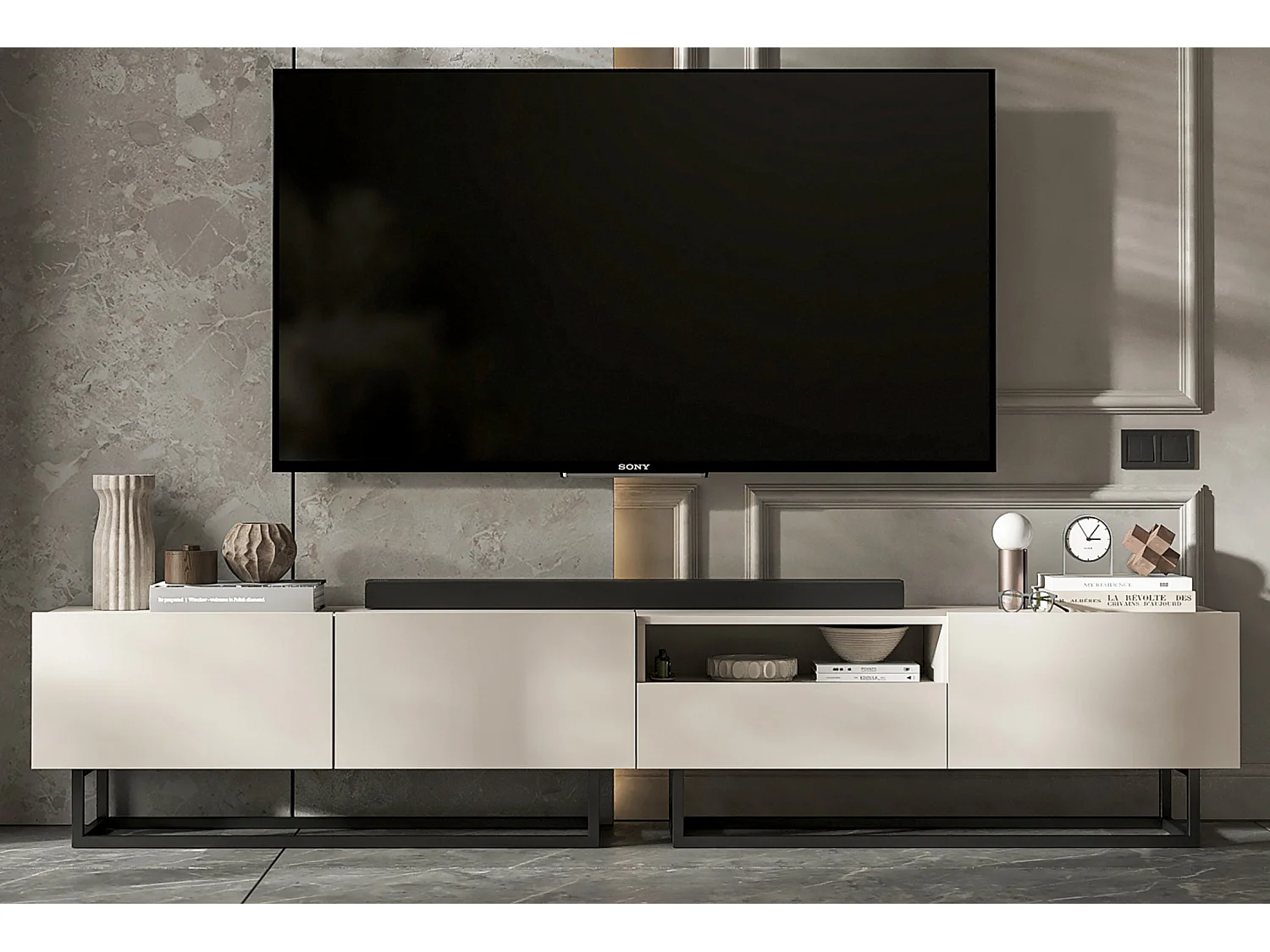 Móvel de TV com 3 portas e nicho, gaveta - corpo Caxemira fosco, frentes Caxemira fosco - 240 cm, estrutura em metal preto