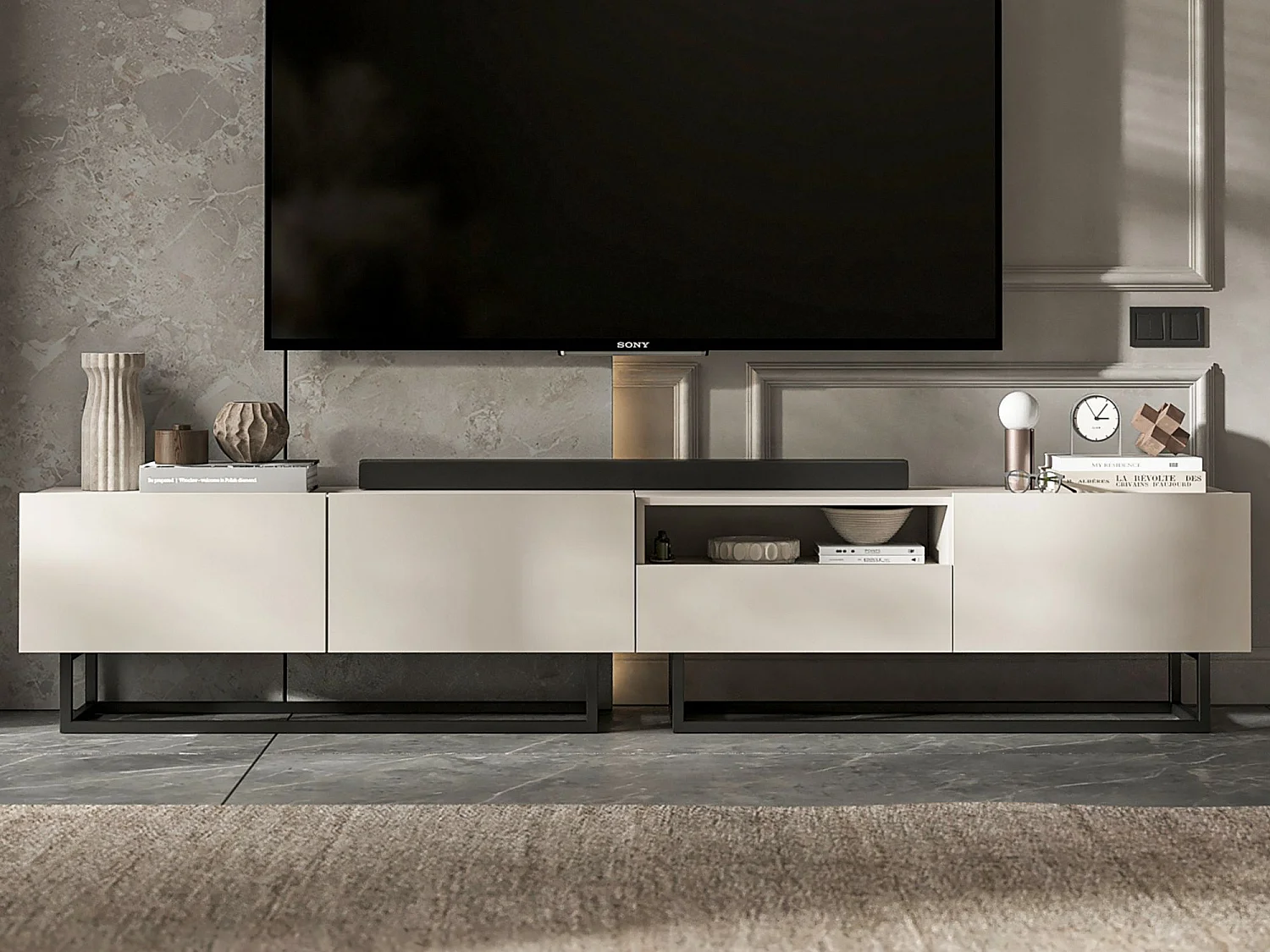 Móvel de TV com 3 portas e nicho, gaveta - corpo Caxemira fosco, frentes Caxemira fosco - 240 cm, estrutura em metal preto