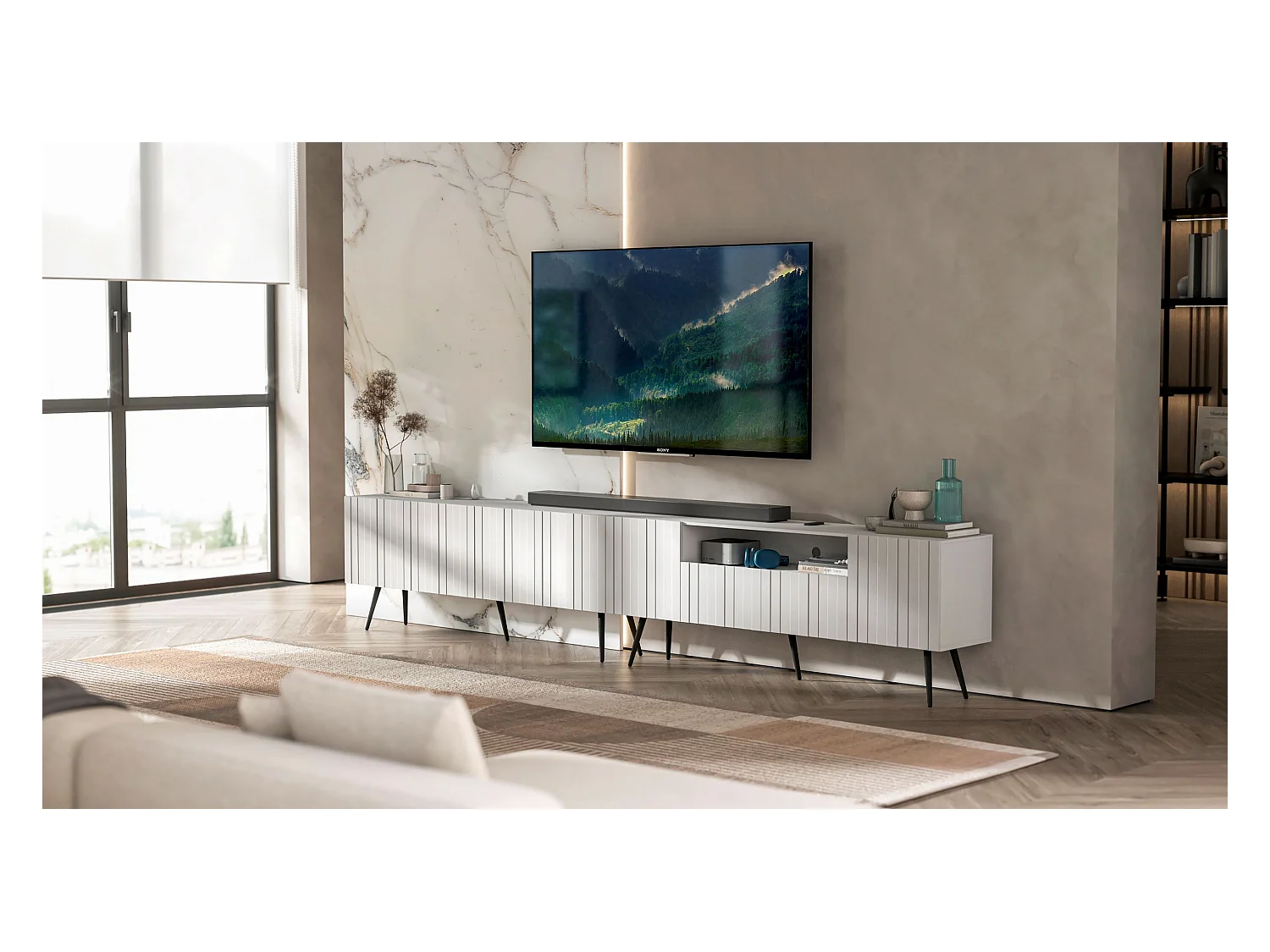 Meuble TV avec 7 portes et niche - Corps blanc mat, façades rainurées blanc mat - 300 cm, pieds noirs