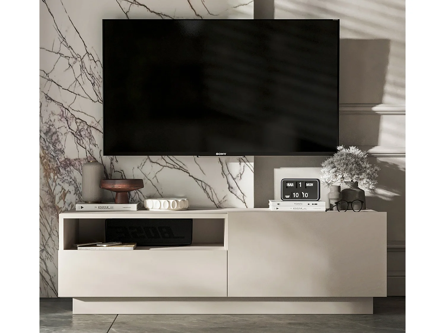 Móvel de TV com 1 porta e nicho, gaveta - corpo cachemira mate, frentes cachemira mate - 120 cm, sobre base