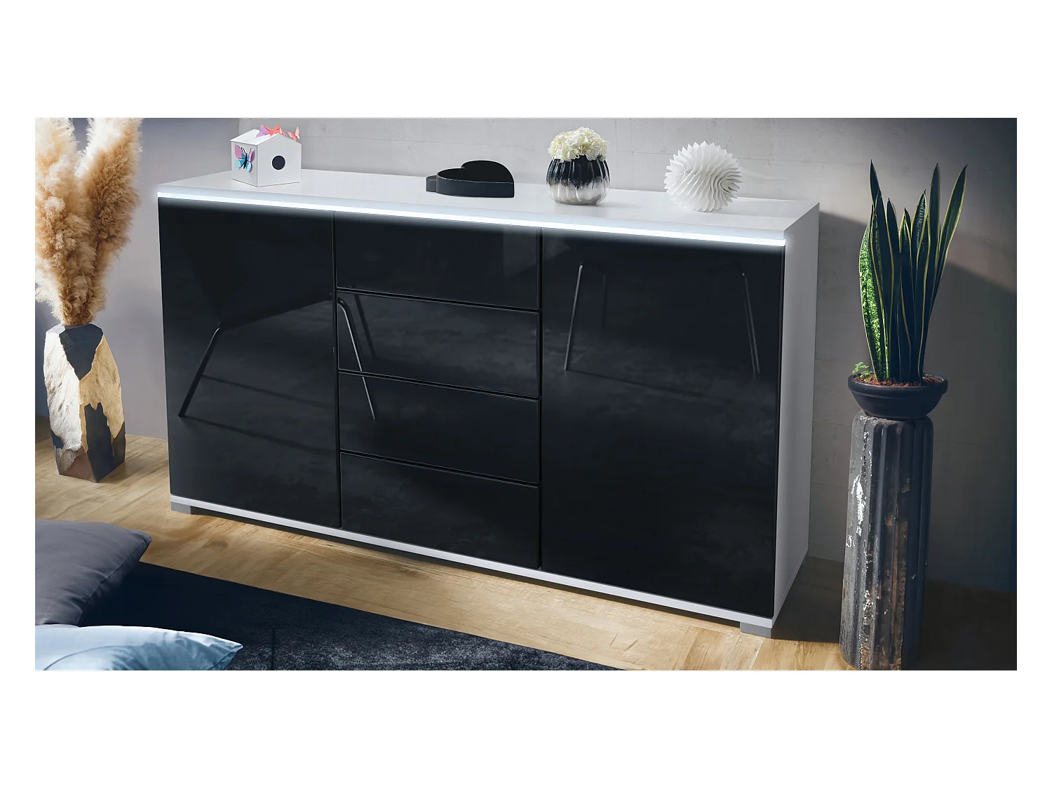 Buffet Faro V1 – Meuble avec 2 Portes & 4 Tiroirs, Armoire avec Bande LED Lumineuse, blanc mat / noir haute brillance (138,5 x 75,5 x 35)