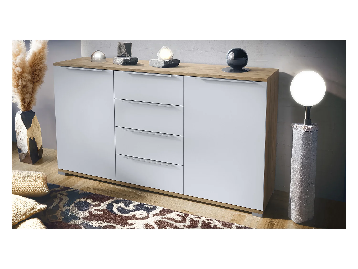 Buffet Linio V1, Enfilade avec 2 portes et 4 tiroirs, Chêne Evoke / blanc mat (138,5 x 75,5 x 35 cm)