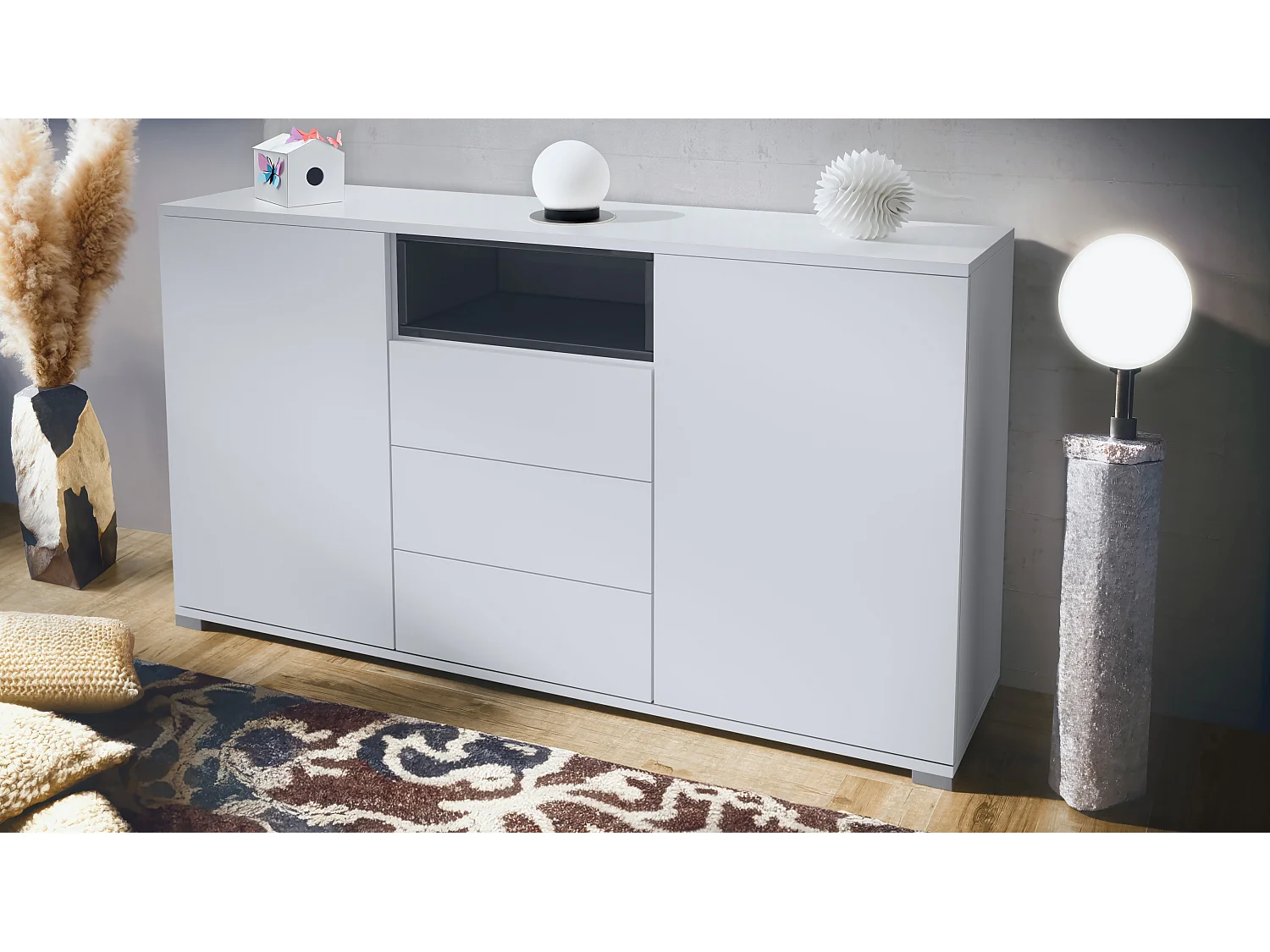 Skadu V2 Buffet, Commode avec 2 portes, 3 tiroirs et 1 compartiment ouvert, blanc mat/noir haute brillance (138,5 x 75,5 x 35 cm)