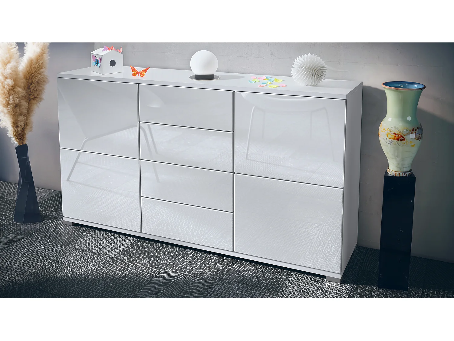 Buffet Rova V1 – Meuble avec 4 Portes et 4 Tiroirs, blanc mat/blanc haute brillance (138,5 x 75,5 x 35)