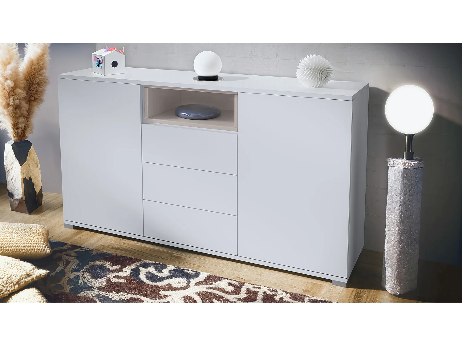 Skadu V2 Buffet, Commode avec 2 portes, 3 tiroirs et 1 compartiment ouvert, blanc mat/gris sable haute brillance (138,5 x 75,5 x 35 cm)