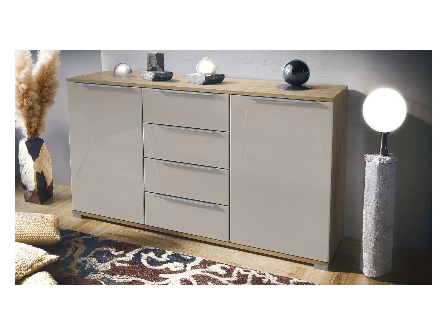 Buffet Linio V1, Enfilade avec 2 portes et 4 tiroirs, Chêne Evoke / gris sable haute brillance (138,5 x 75,5 x 35 cm)