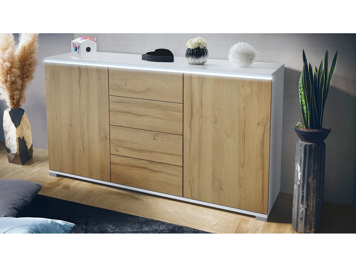 Buffet Faro V1 – Meuble avec 2 Portes & 4 Tiroirs, Armoire avec Bande LED Lumineuse, blanc mat / chêne nature (138,5 x 75,5 x 35)