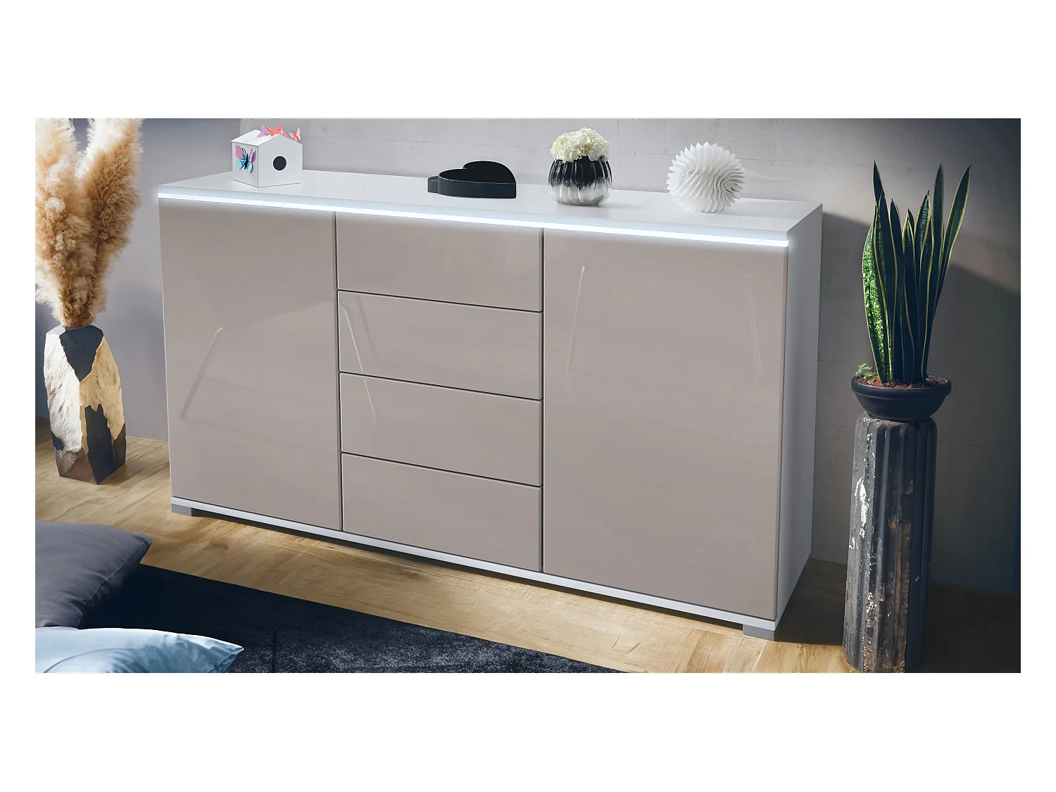 Buffet Faro V1 – Meuble avec 2 Portes & 4 Tiroirs, Armoire avec Bande LED Lumineuse, blanc mat / gris sable haute brillance (138,5 x 75,5 x 35)