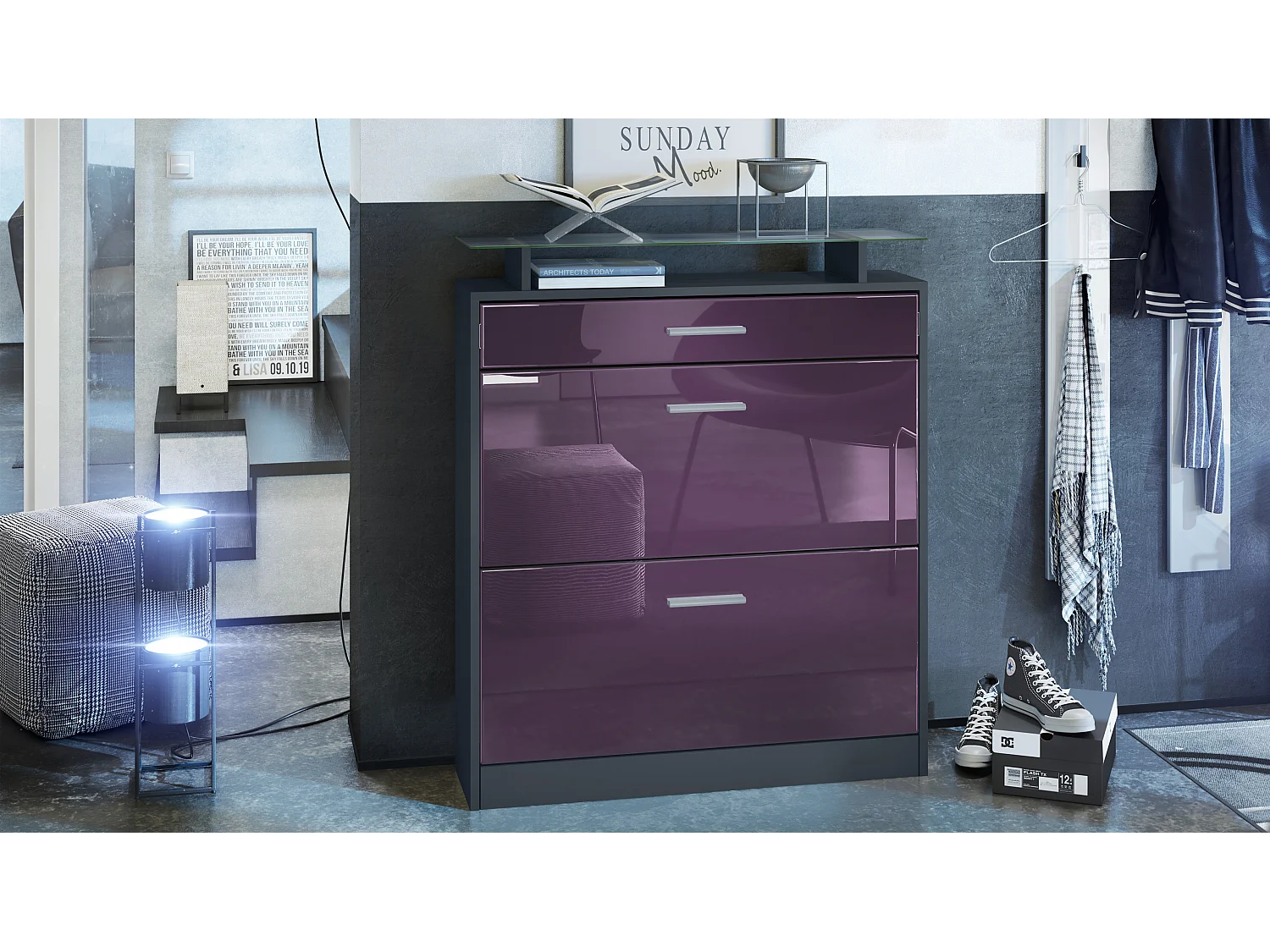 Scarpiera Loret 89 x 104 x 23 cm per 16 paia di scarpe, con ripiano in vetro, struttura in antracite opaco, frontale in violetto-porpora lucido.