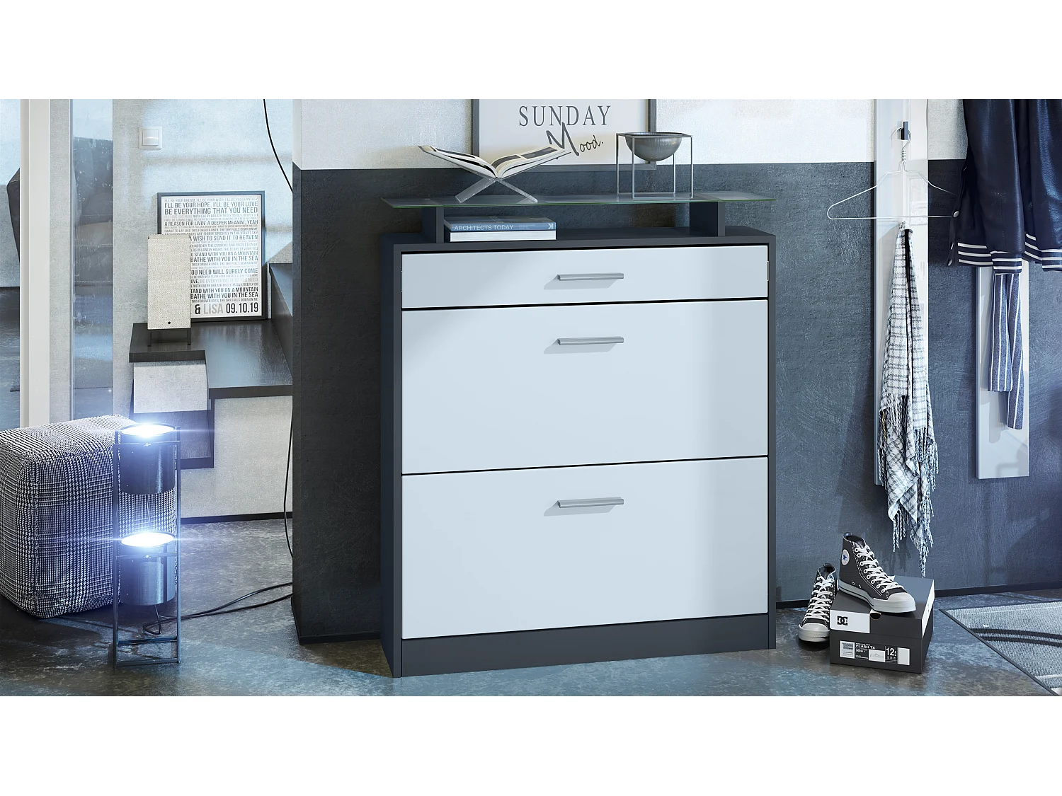 Scarpiera Loret 89 x 104 x 23 cm per 16 paia di scarpe, con ripiano in vetro, struttura in antracite opaco, frontale in bianco opaco.